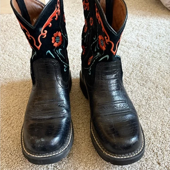 Black Leather Embroidered Cowboy Boots - Picture 1 of 3